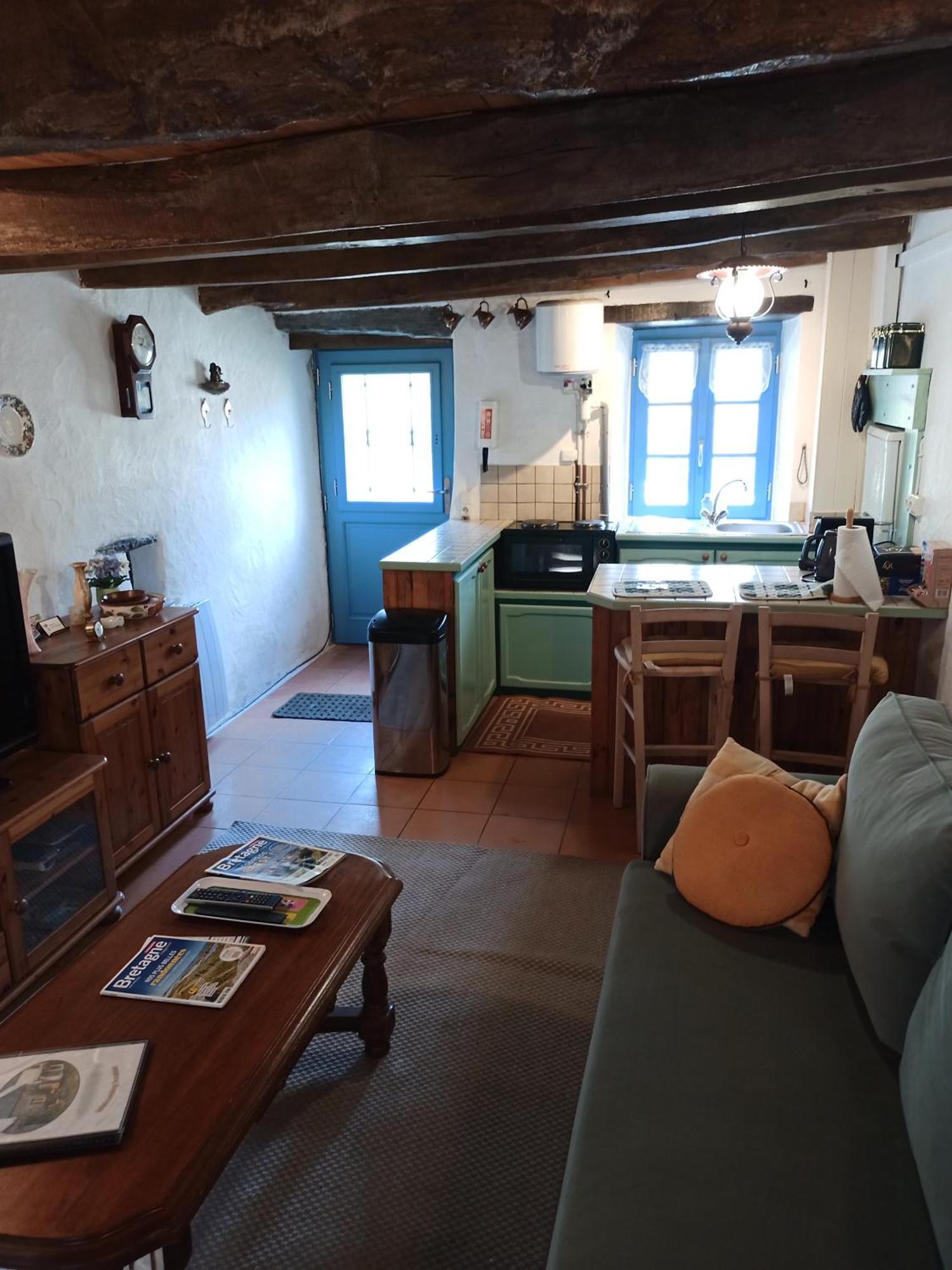 La Maison De Poupee Berrien Exterior foto